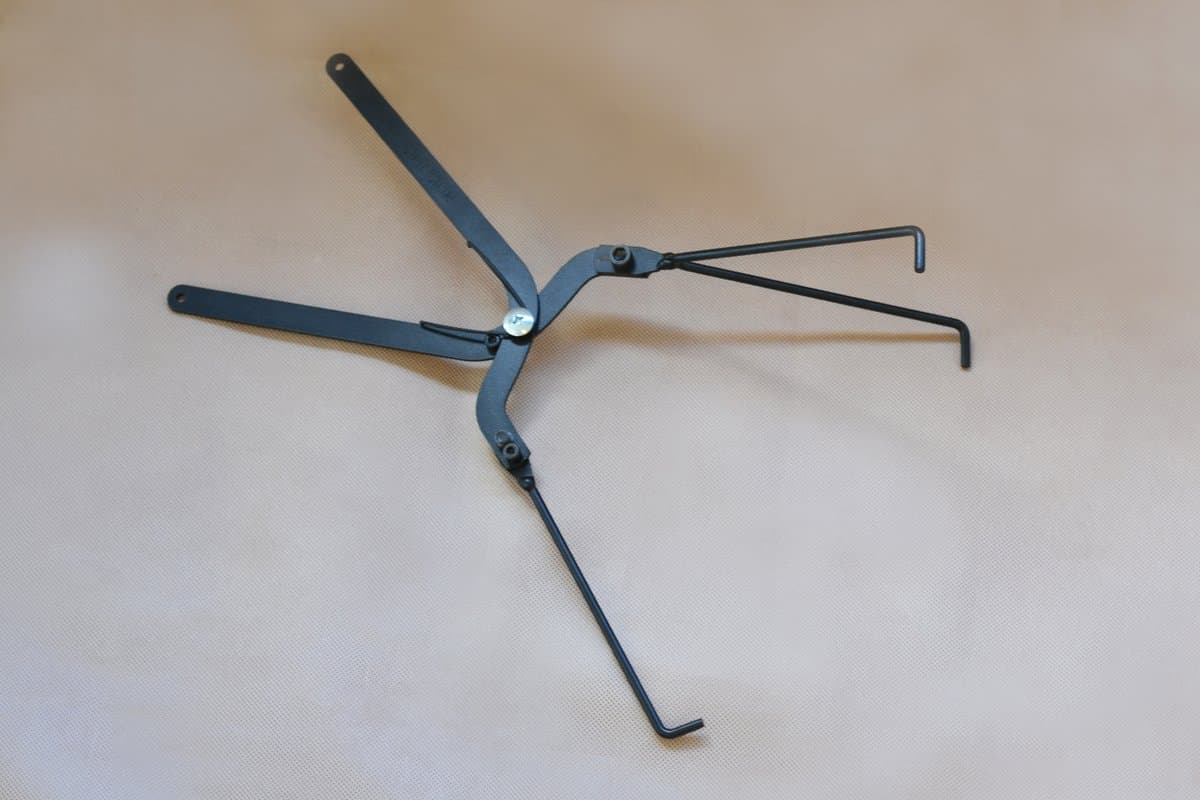 Pinza Araña Regulable - Imagen 1