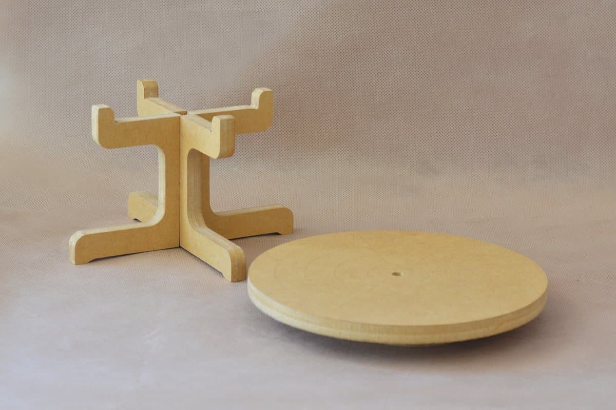 Torneta de madera con Atril - Imagen 3