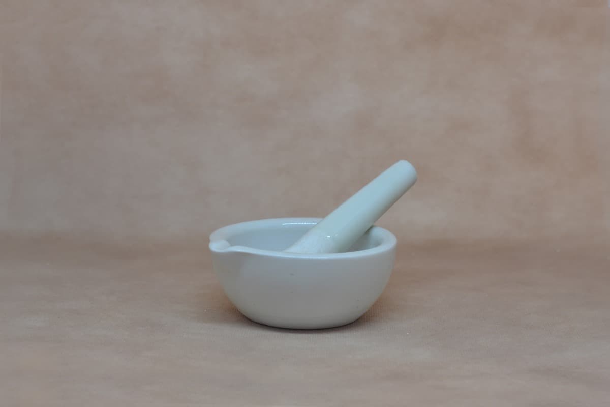 Mortero de Porcelana de 100 mm - Imagen 1