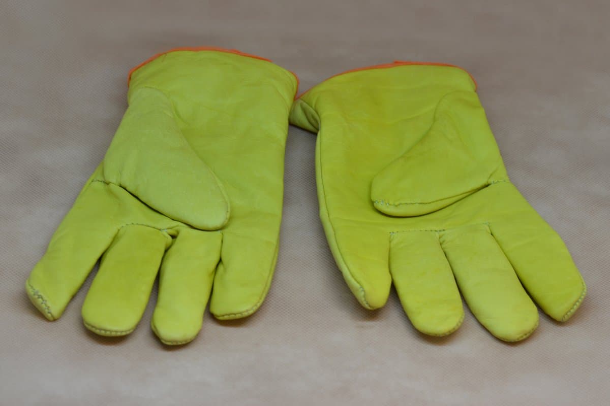 Guante Vaqueta Amarilla Forrado - Imagen 2