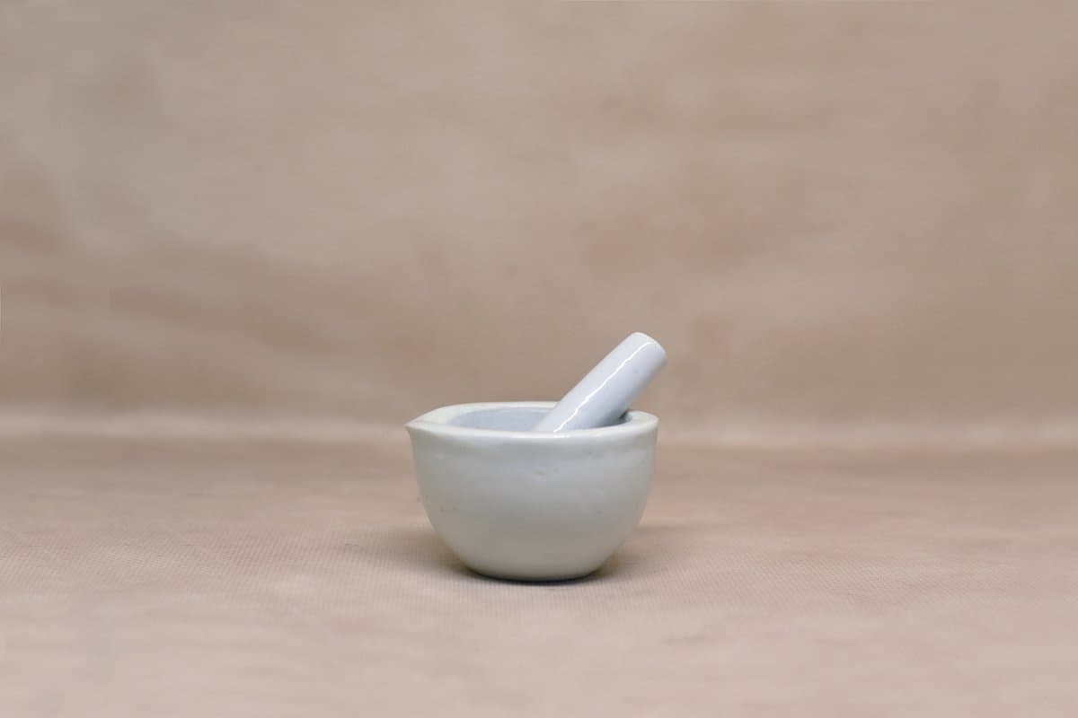Mortero de Porcelana de 70 mm - Imagen 1