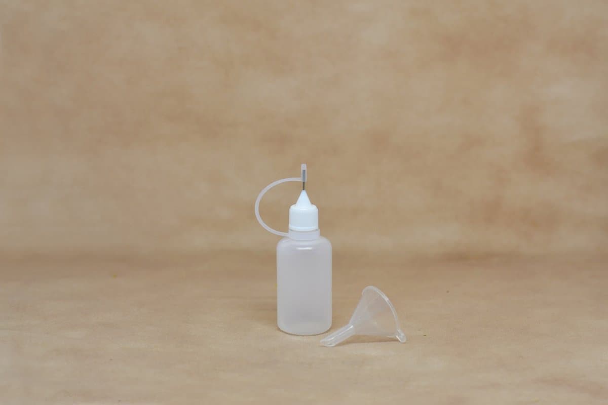Botella de plástico c/aguja /TCA-167) - Imagen 1