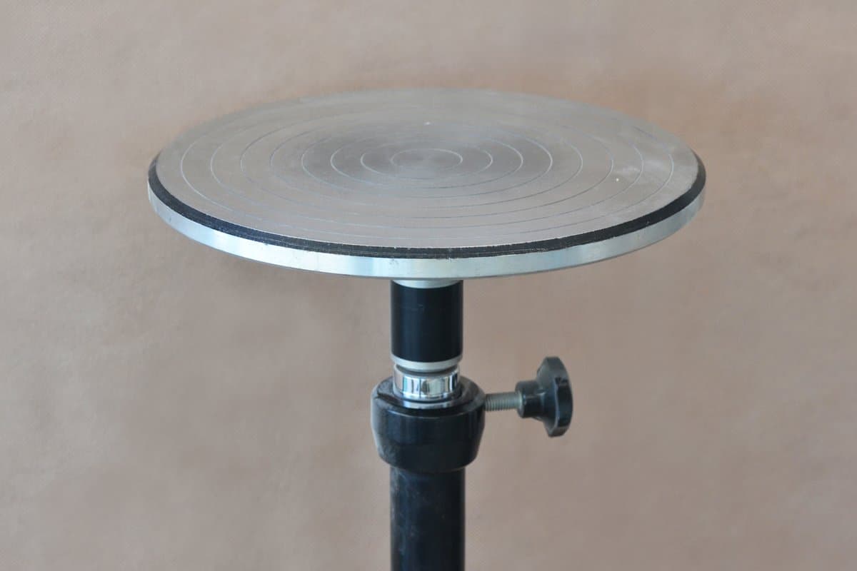 Torneta de Pie Regulable (501) - Imagen 2