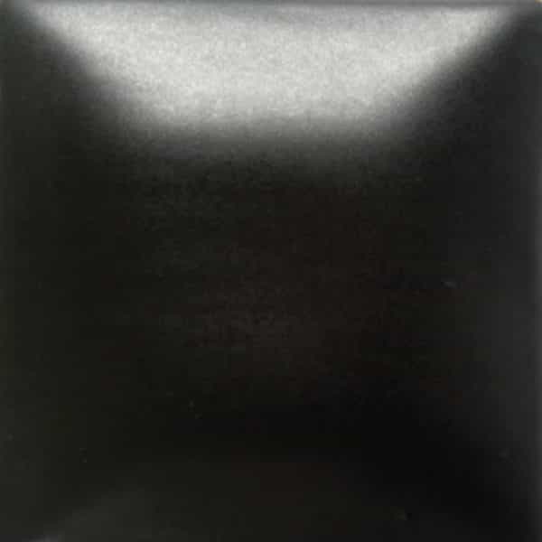 FN304P - Black Velvet - Pint