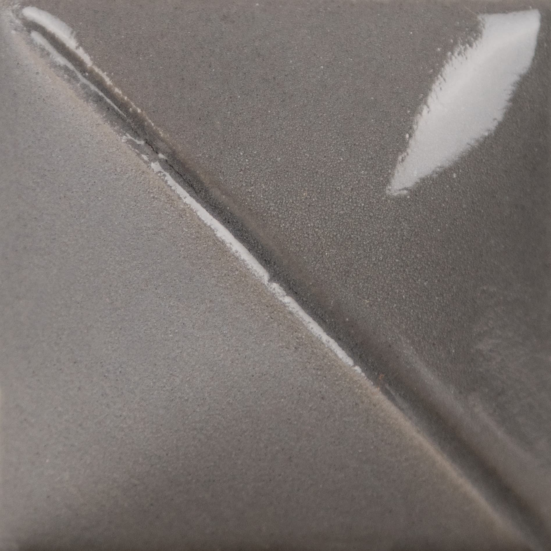 UG1984 - Dark Grey - 4 oz - Imagen 2