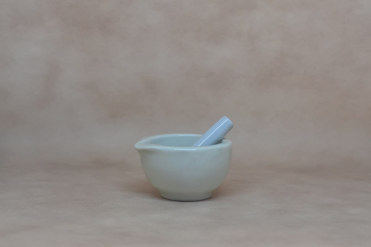 Mortero de Porcelana de 80 mm - Imagen 1