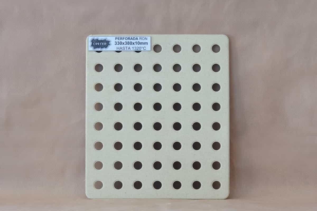 Placa Ron de 330 x 380 x 10 mm Agujereada